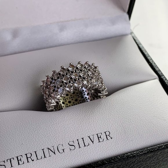 INC size 7 ring - Picture 3 of 5